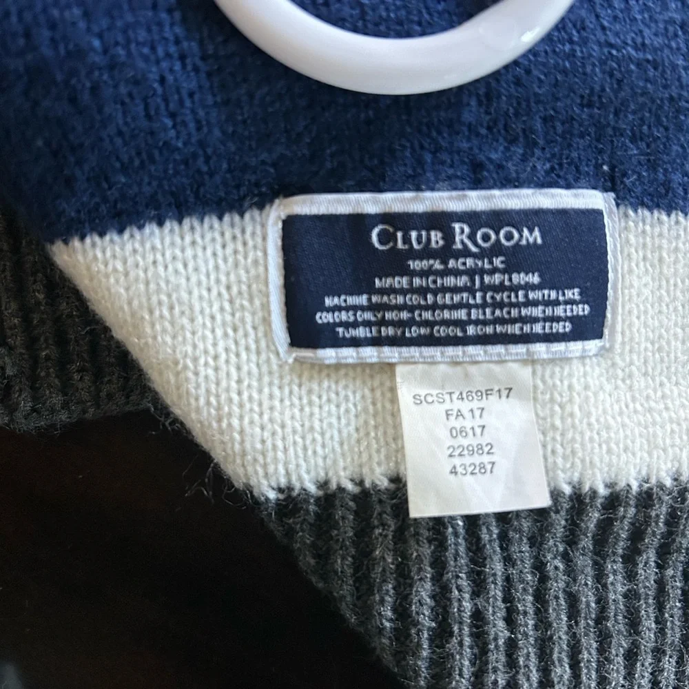 CLUB ROOM Bold Striped Men's Scarf